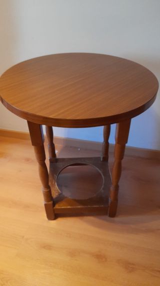 Mesa camilla redonda de madera