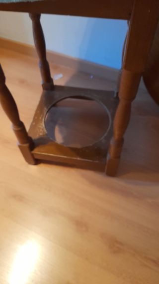 Mesa camilla redonda de madera