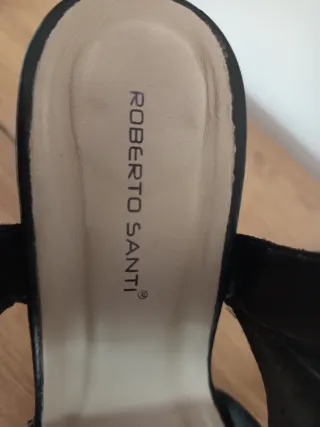 Zapatos de tacón negros