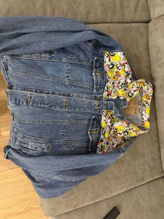 Chaqueta vaquera customizada Looney Tunes