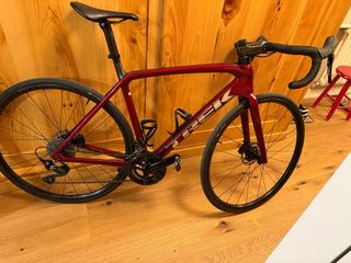 Cuadro Trek Émonda SLR Rojo 54
manillar integrado