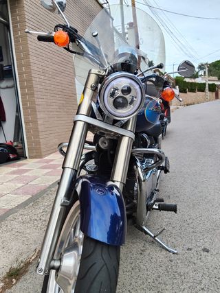 Triumph Bonneville America 900