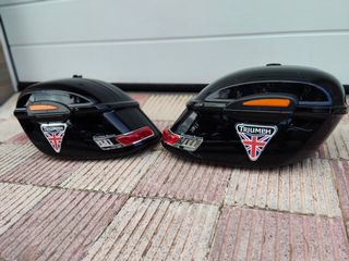 Triumph Bonneville America 900