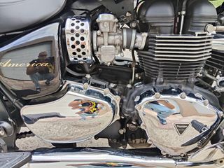 Triumph Bonneville America 900