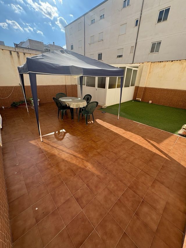 Planta Baja Cerca Colegio Miguel Ortuño