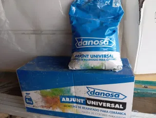 Mortero para juntas Danosa ARJUNT UNIVERSAL 5kg