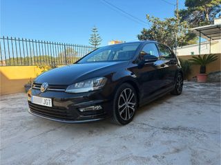 ✅Volkswagen Golf R-Line