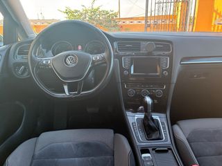 ✅Volkswagen Golf R-Line