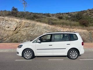 Volkswagen Touran 2011