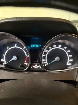 Ford Tourneo Courier 2015