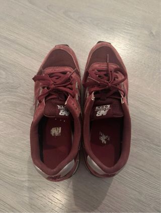 Zapatillas New Balance granates