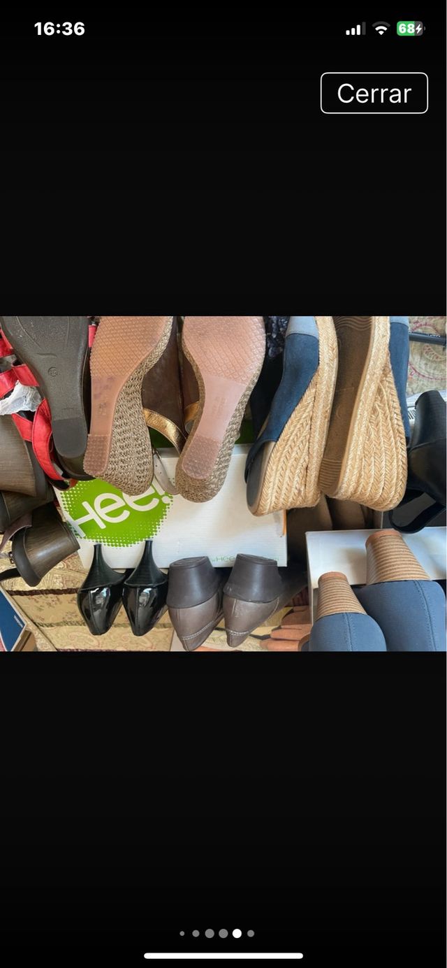 Un sacco di scarpe varie