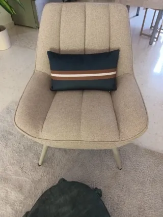 Sillón beige/gris