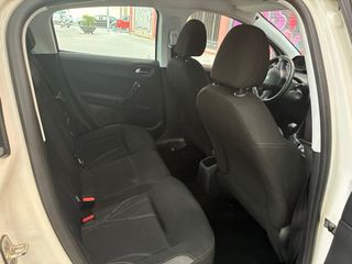 Peugeot 208 2014