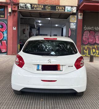 Peugeot 208 2014