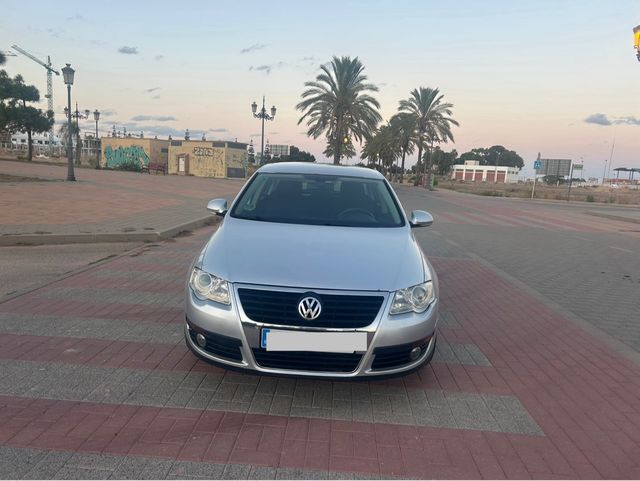 Volkswagen Passat 2010