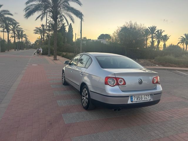 Volkswagen Passat 2010