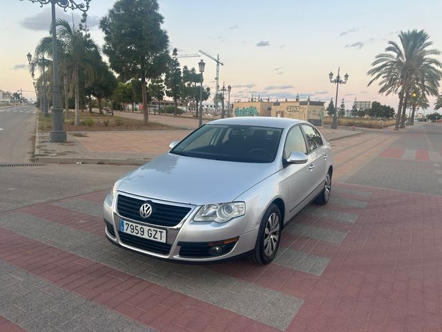 Volkswagen Passat 2010