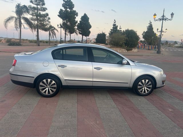 Volkswagen Passat 2010