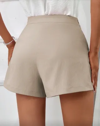 Pantalón corto beige