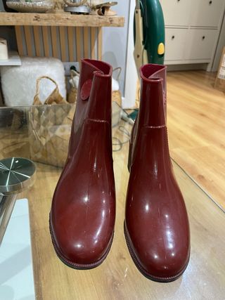 Botas Bimba y Lola Impermeables Rojas
TALLA S