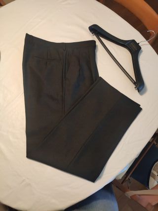 Traje de caballero gris talla 46
