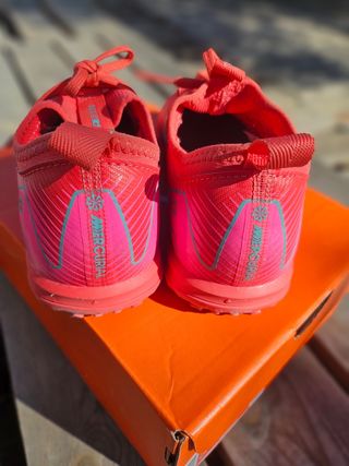 Botas de fútbol Nike Mercurial rosas+ botas azul 