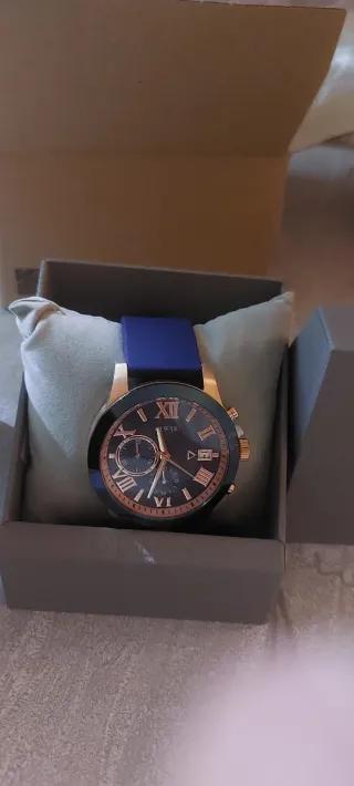 Reloj Guess Dorado y Azul