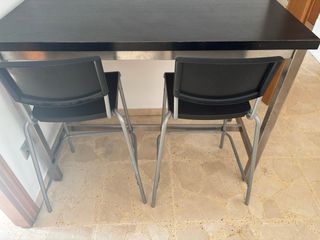Mesa Alta Negra Ikea Utby + 2 sillas