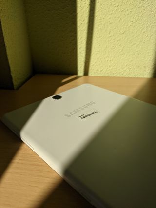 Samsung Galaxy Tab A (SM-T550)  