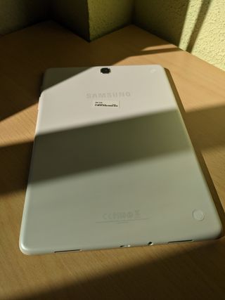 Samsung Galaxy Tab A (SM-T550)  