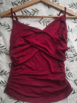 Camiseta tirantes cruzada