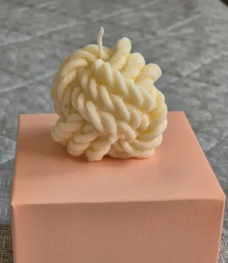 Candela profumata gomitolo