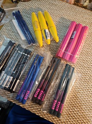 Lápices de Maquillaje Maybelline precio negociable