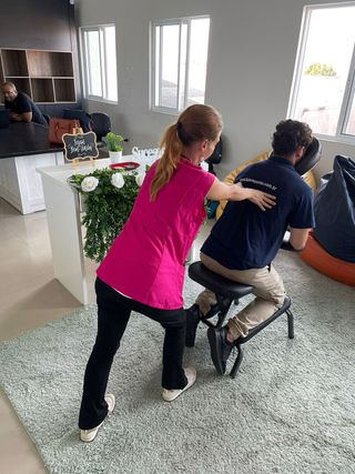 Quiromasaje exclusiva para mujeres a domicilio 