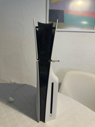PlayStation 5 con 2 mandos y Maletín