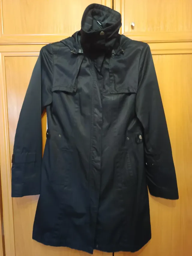 Gabardina negra mujer