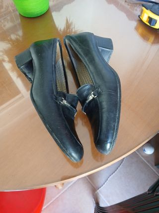Zapatos JOQUERS negros talla 35