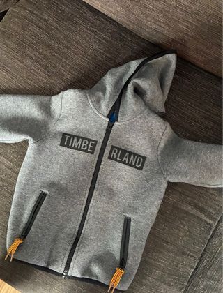 Sudadera niño Timberland gris Talla 5 años 108.