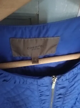 Cazadora fina corta azul
