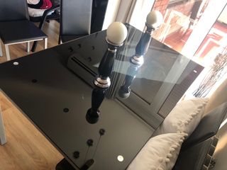 Mesa de cristal templado negra