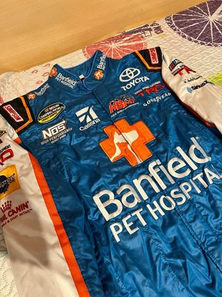 Mono Carreras Kyle Busch L NASCAR Toyota Simpson