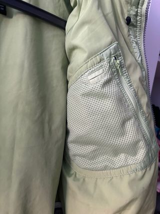 Chaqueta plumas Helly Hansen verde