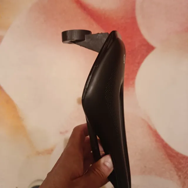 Soporte Radar Garmin Varia sillín Syncros