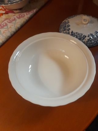 Sopera de porcelana TONQUIN 23cm