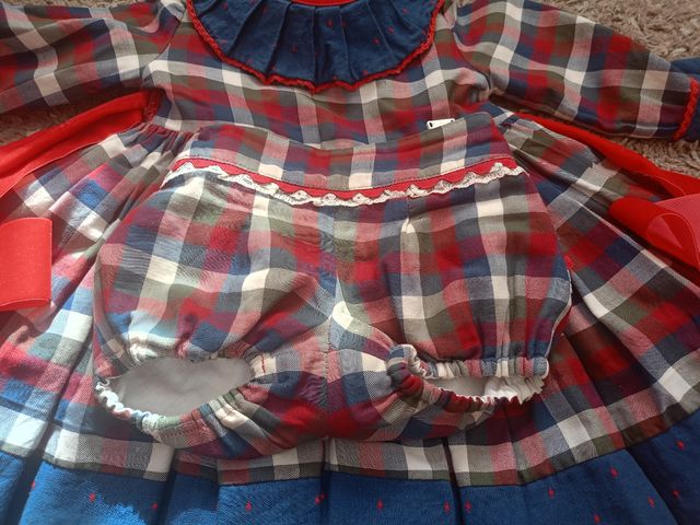Vestido y pololos La Amapola cuadro escocés.