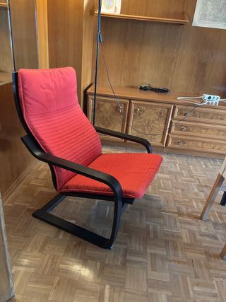 Sillón IKEA POÄNG rojo impecable