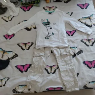 2 magliette e pantaloni bimbo marca sarabanda