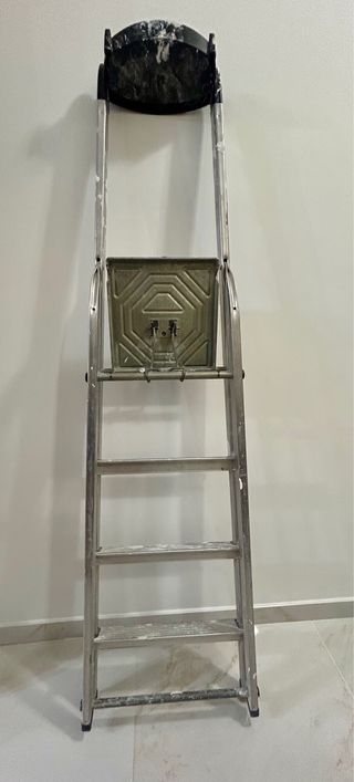 Escalera aluminio 4 peldaños, Hailo