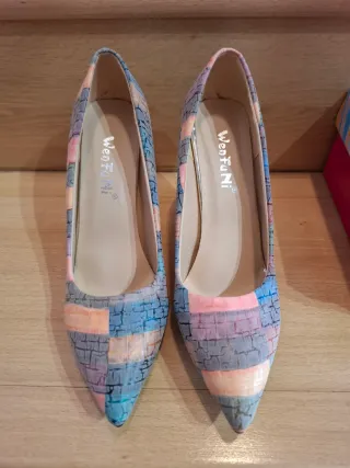 Zapatos de tacón multicolor